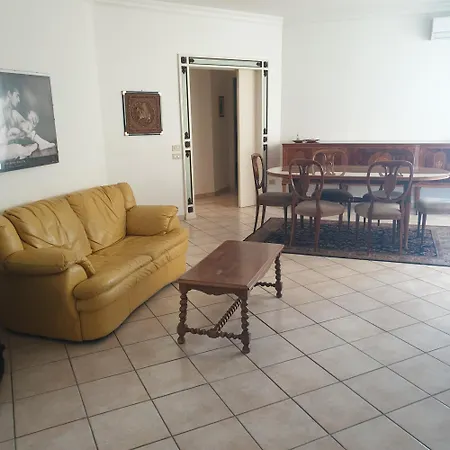 Daire Casa Lombardi *